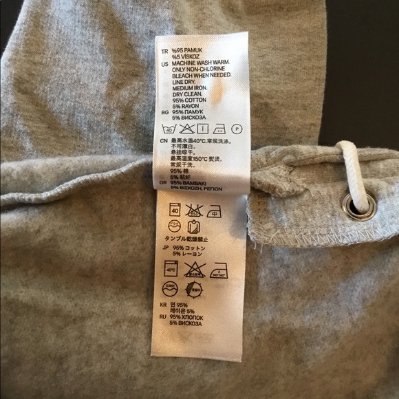 NEW, H&M Ladies Sm, Light Sweatshirt - Picture 5 of 6